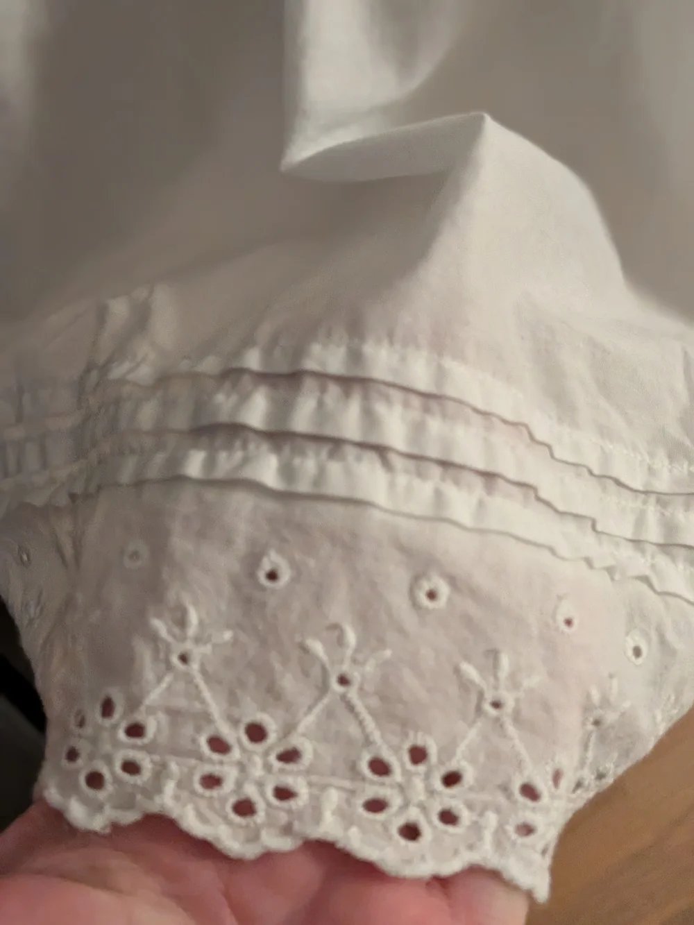 White Eyelet Flutter-Sleeve Kids Dress